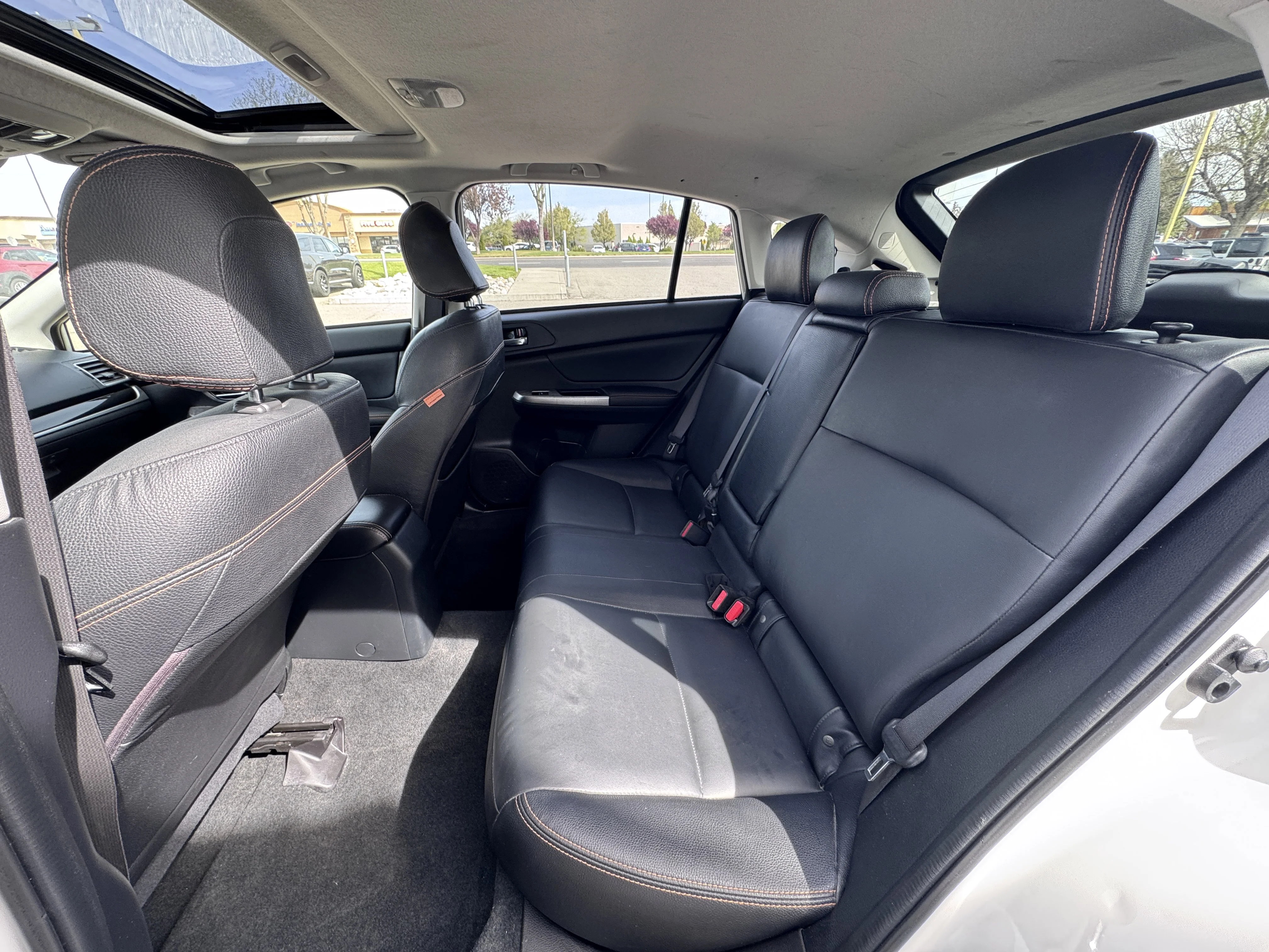 Used 2017 Crystal White Pearl Subaru Limited image 36