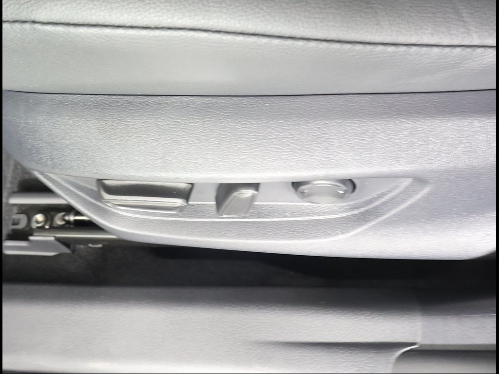 Certified Used 2026 WHITE Toyota XSE image 32