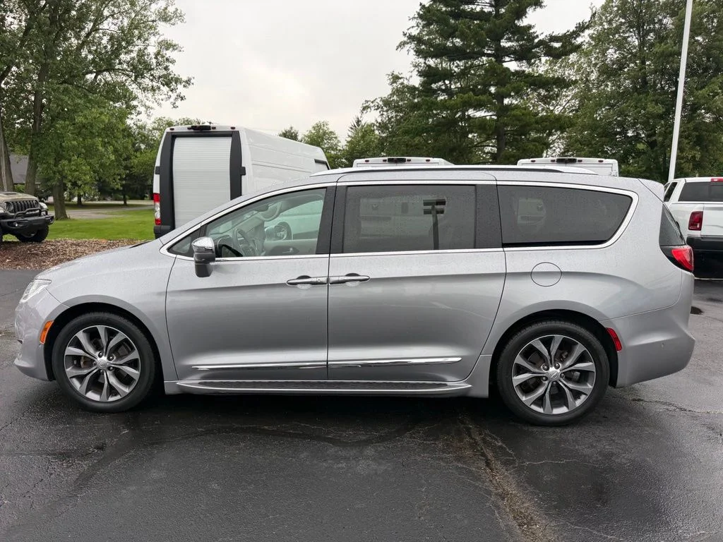 Certified Used 2017 Silver Chrysler Limited image 7