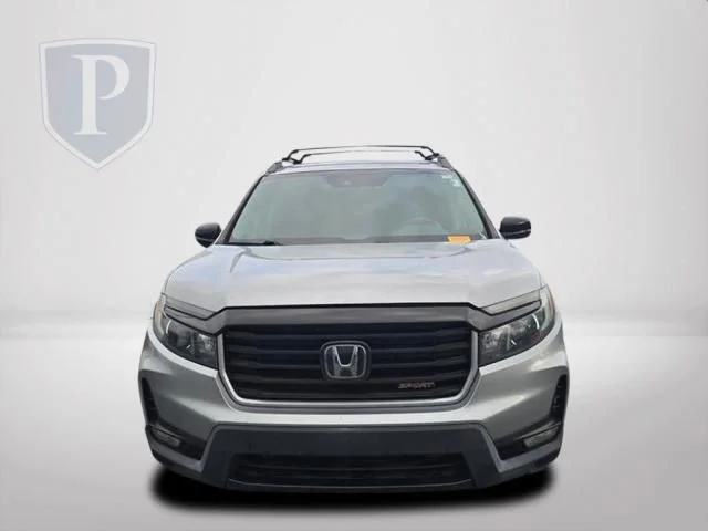 Used 2021  Honda Sport image 12