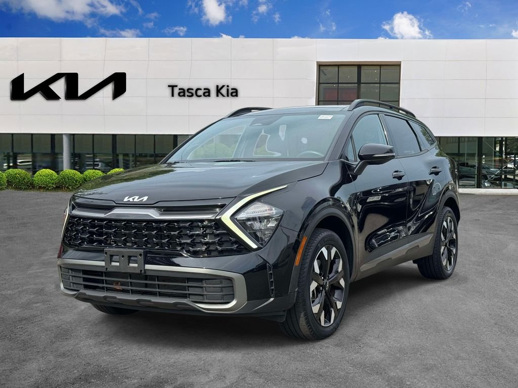 Used 2023 Black Kia X-Line image 3