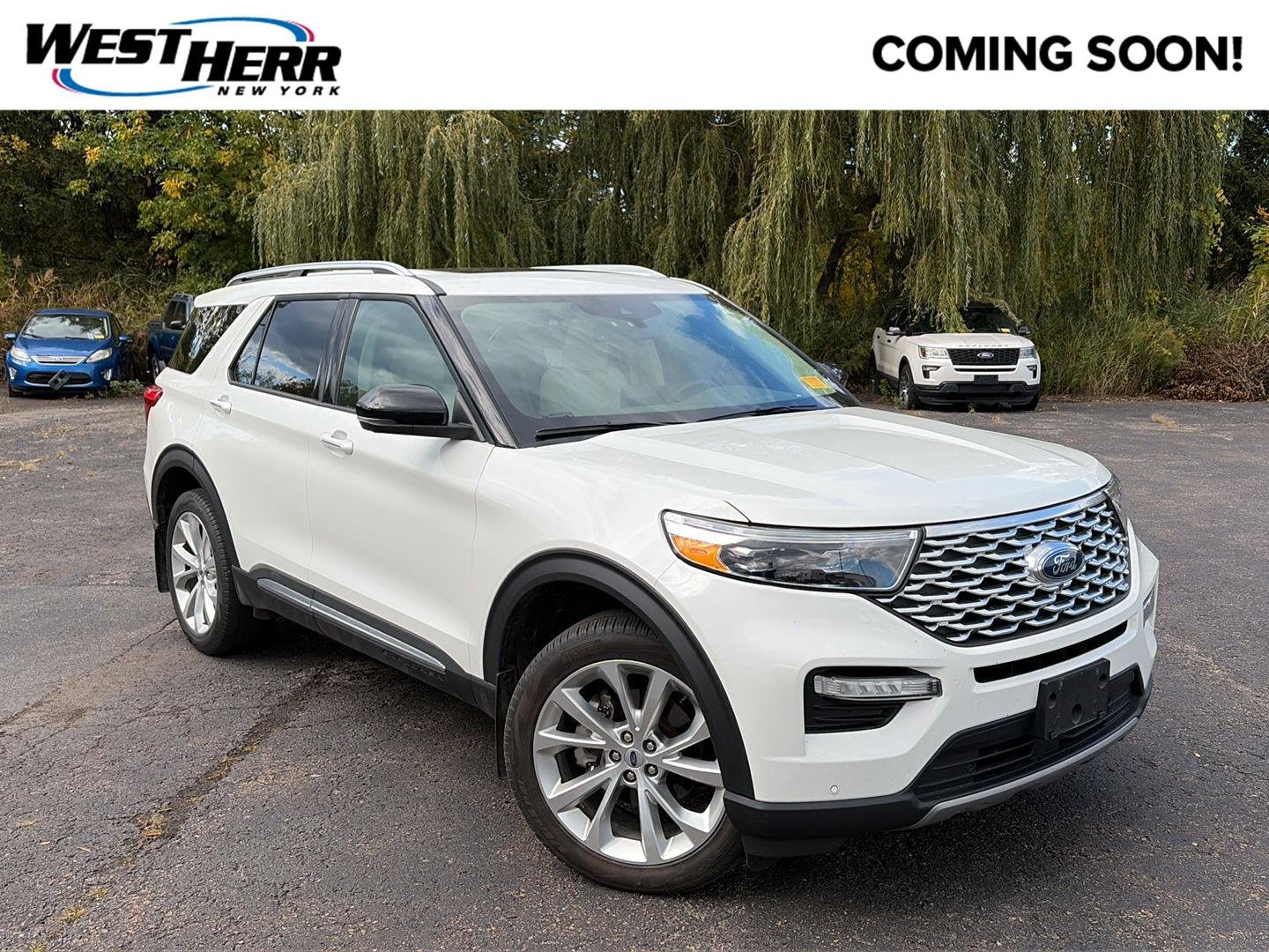 Used 2023 Star White Metallic Tri-Coat Ford Platinum image 1