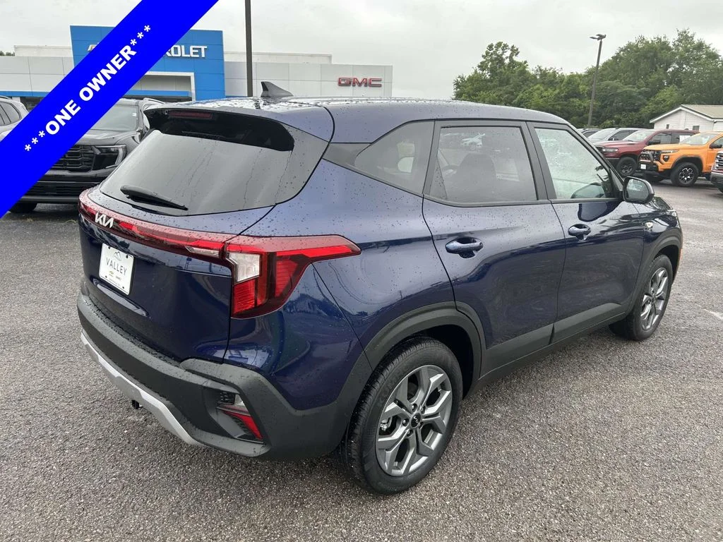 Used 2026 Blue Kia LX image 4