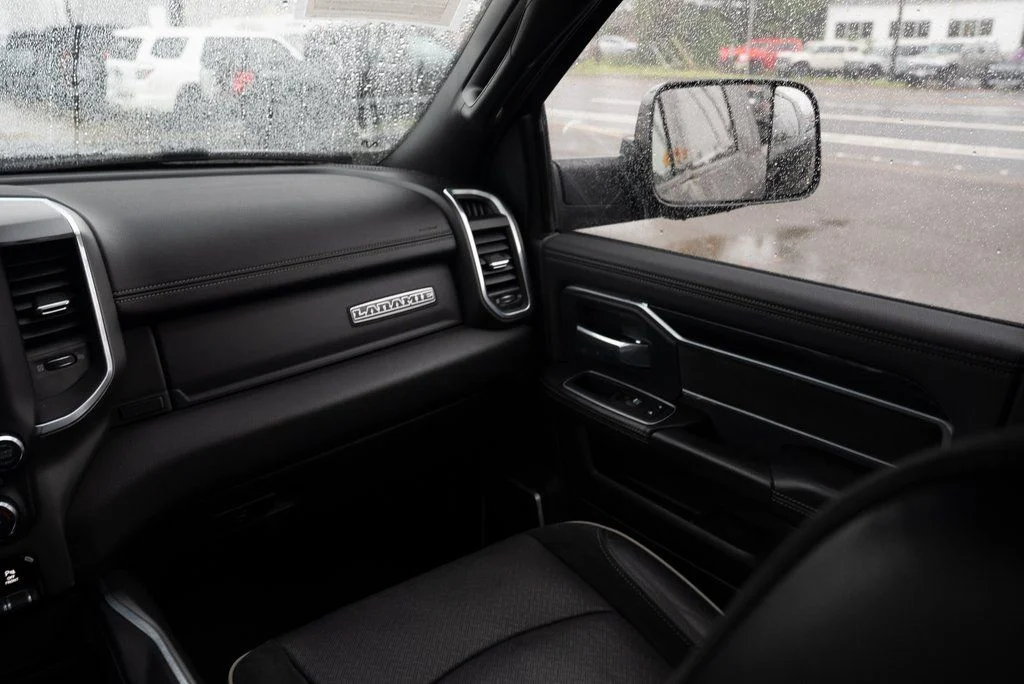 Used 2020 Black Ram Laramie image 10