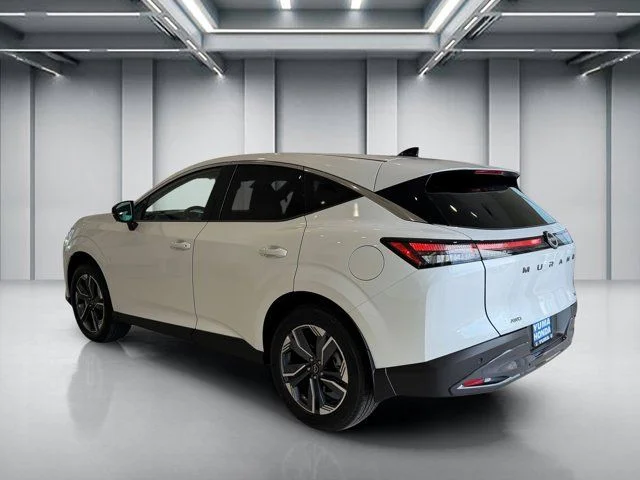 Used 2026 White Nissan SL image 7