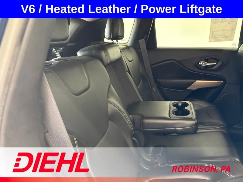 Used 2018 Blue Jeep Limited image 12