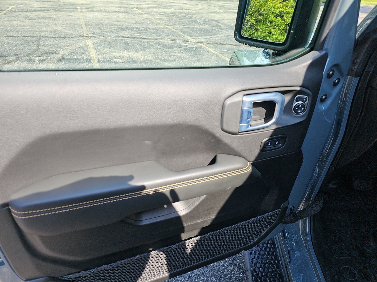New 2026 Anvil Clearcoat Jeep Sahara image 18