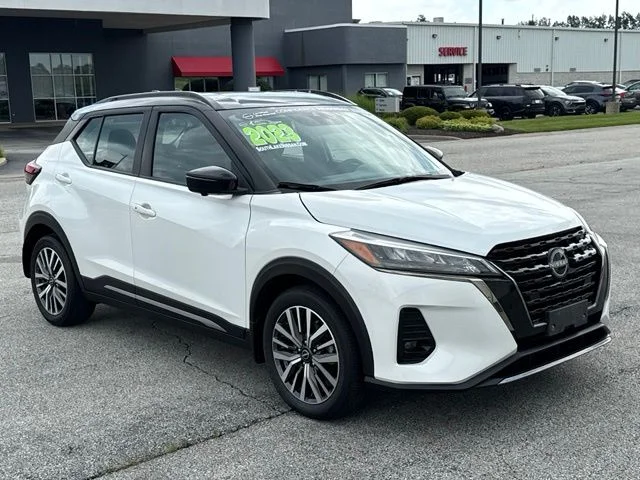 Used 2023 White Nissan SR image 9