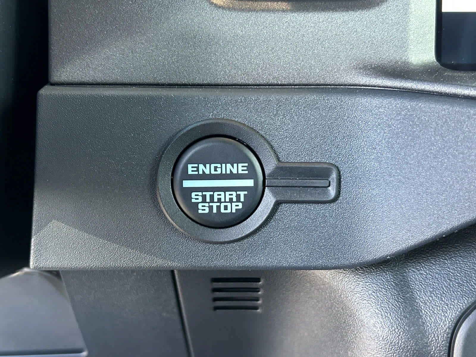 New 2026 Marsh Gray Ford Base image 31