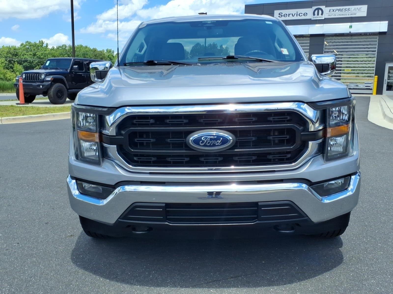 Used 2023 Iconic Silver Metallic Ford XLT image 12