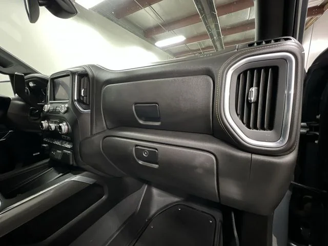 Used 2022 Gray GMC AT4 image 29