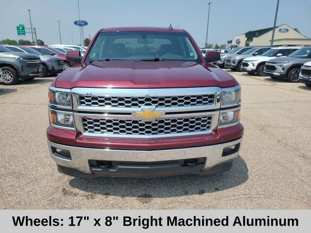 Used 2015 Deep Ruby Metallic Chevrolet LT image 16