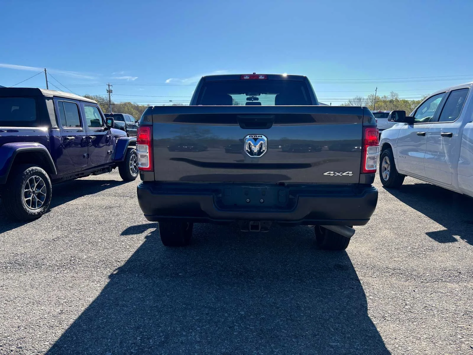Used 2022 Granite Crystal Metallic Clearcoat Ram Tradesman image 3