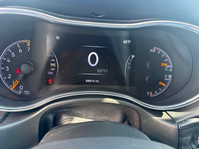 Used 2022 Gray Jeep Laredo X image 14