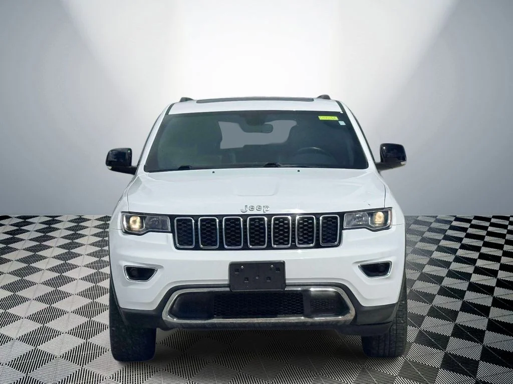 Used 2022 White Jeep Limited image 2