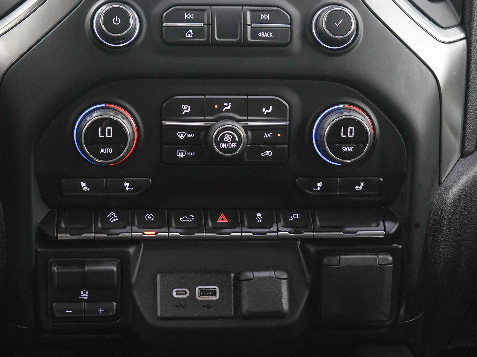 Used 2019 Satin Steel Metallic Chevrolet RST image 19