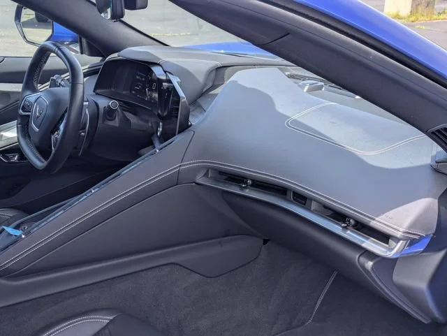 Used 2023 Blue Chevrolet 2LT image 31