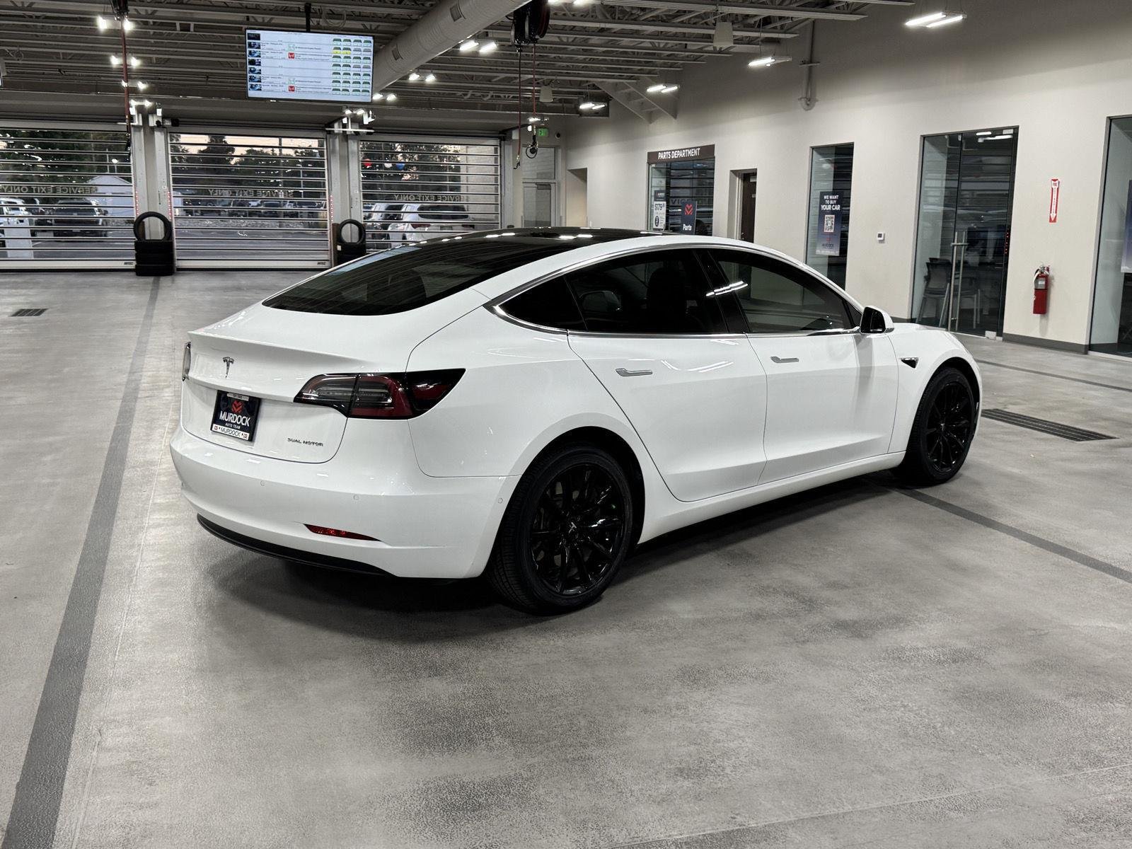 2018 Tesla Model 3 Long Range Dual Motor - Photo 13