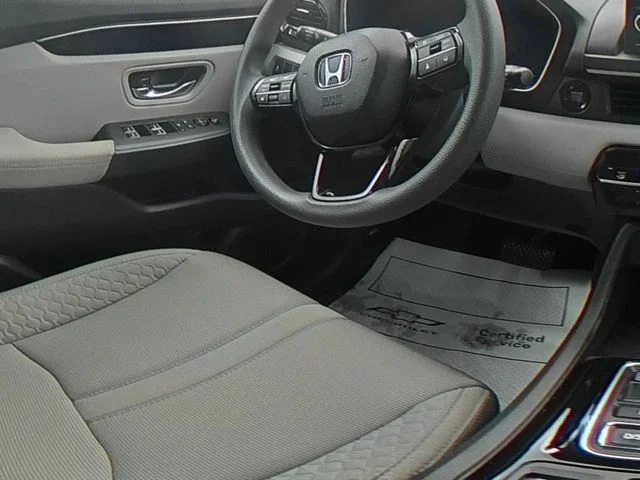 Used 2023  Honda LX image 38