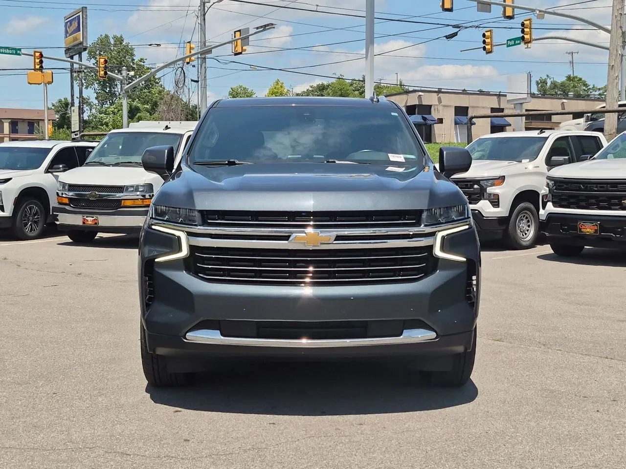 Used 2021 SHADOW GRAY METALLIC Chevrolet LT image 3