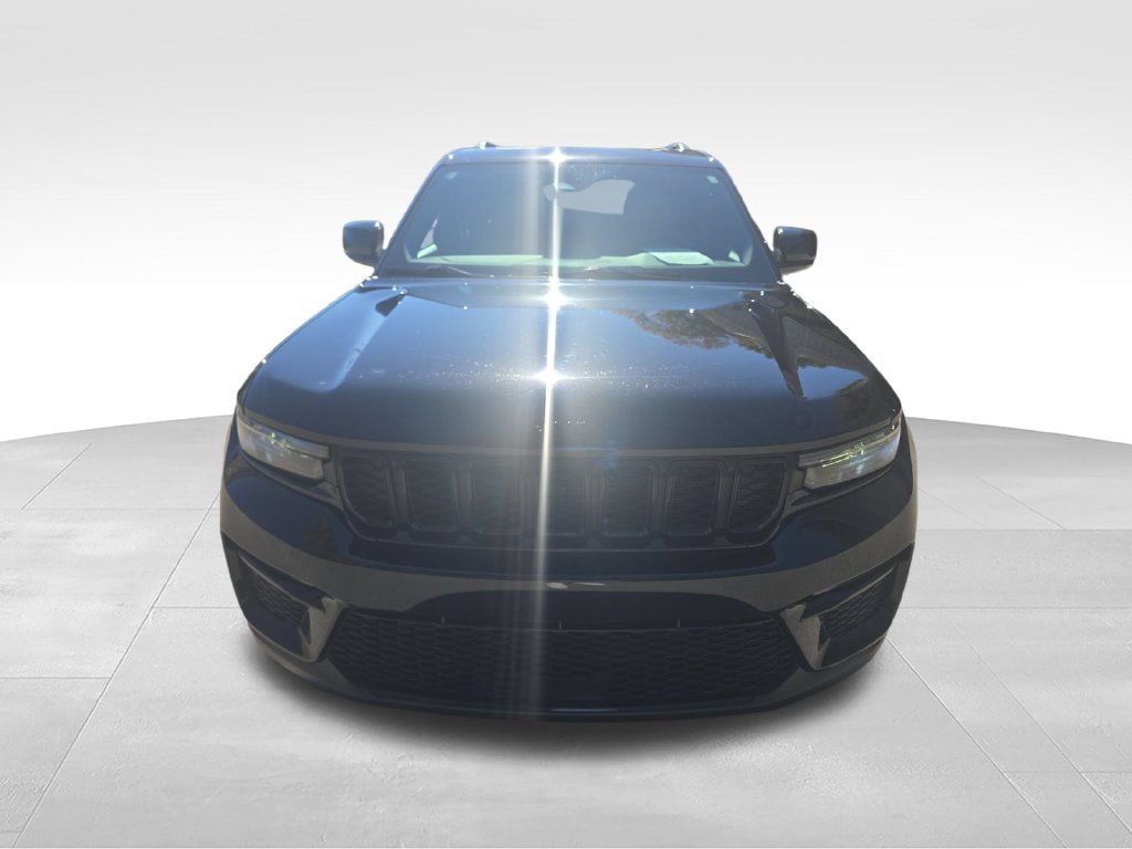 Used 2024 Black Jeep Limited image 10