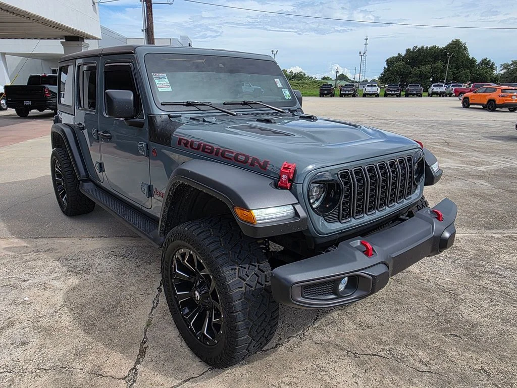 Used 2024 Gray Jeep Rubicon image 10