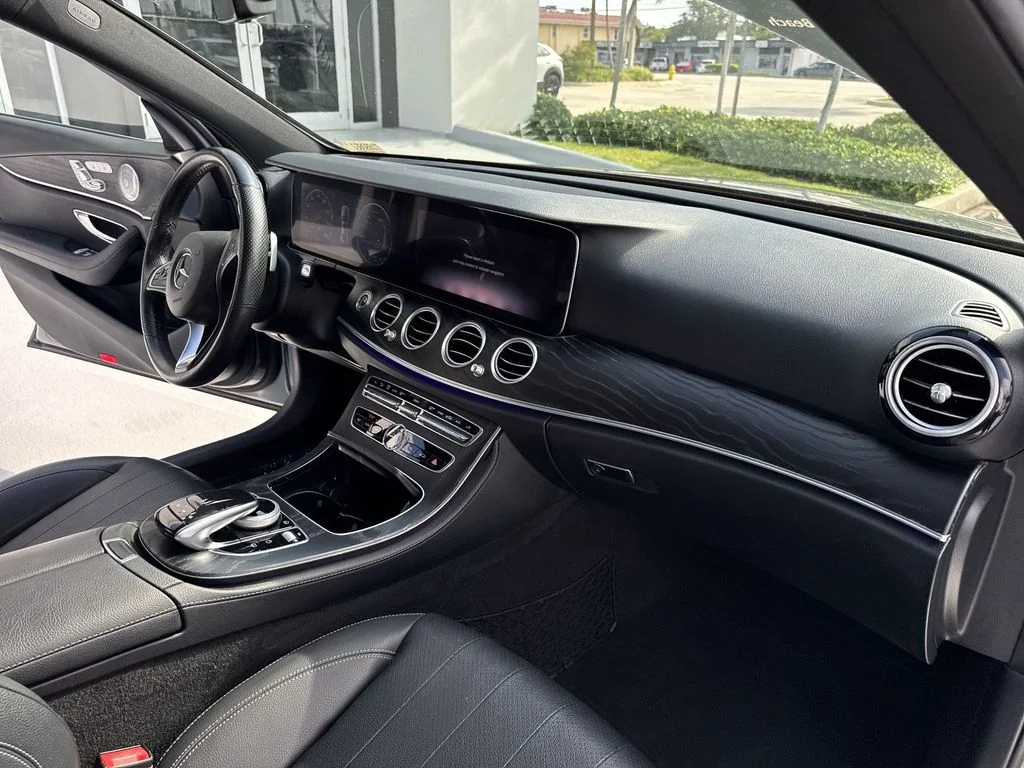Used 2018 Selenite Gray Metallic Mercedes-Benz E 300 4MATIC® image 32