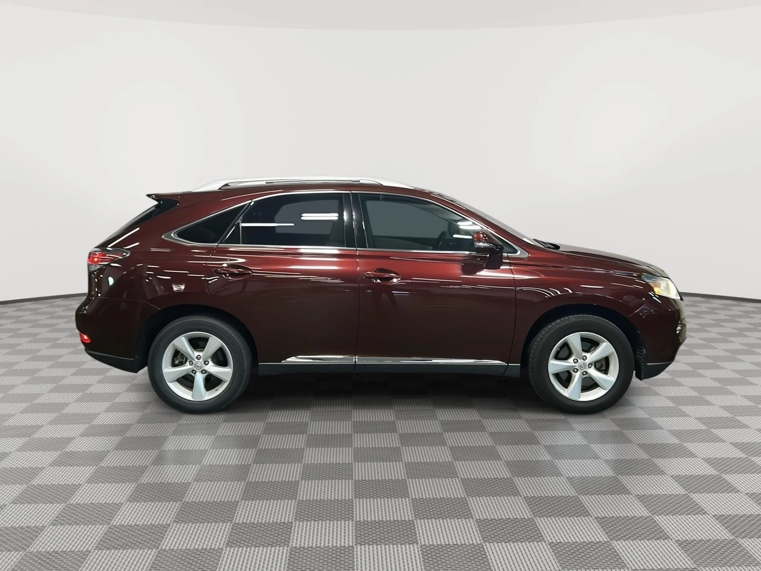 Used 2015 Claret Mica Lexus Premium image 2