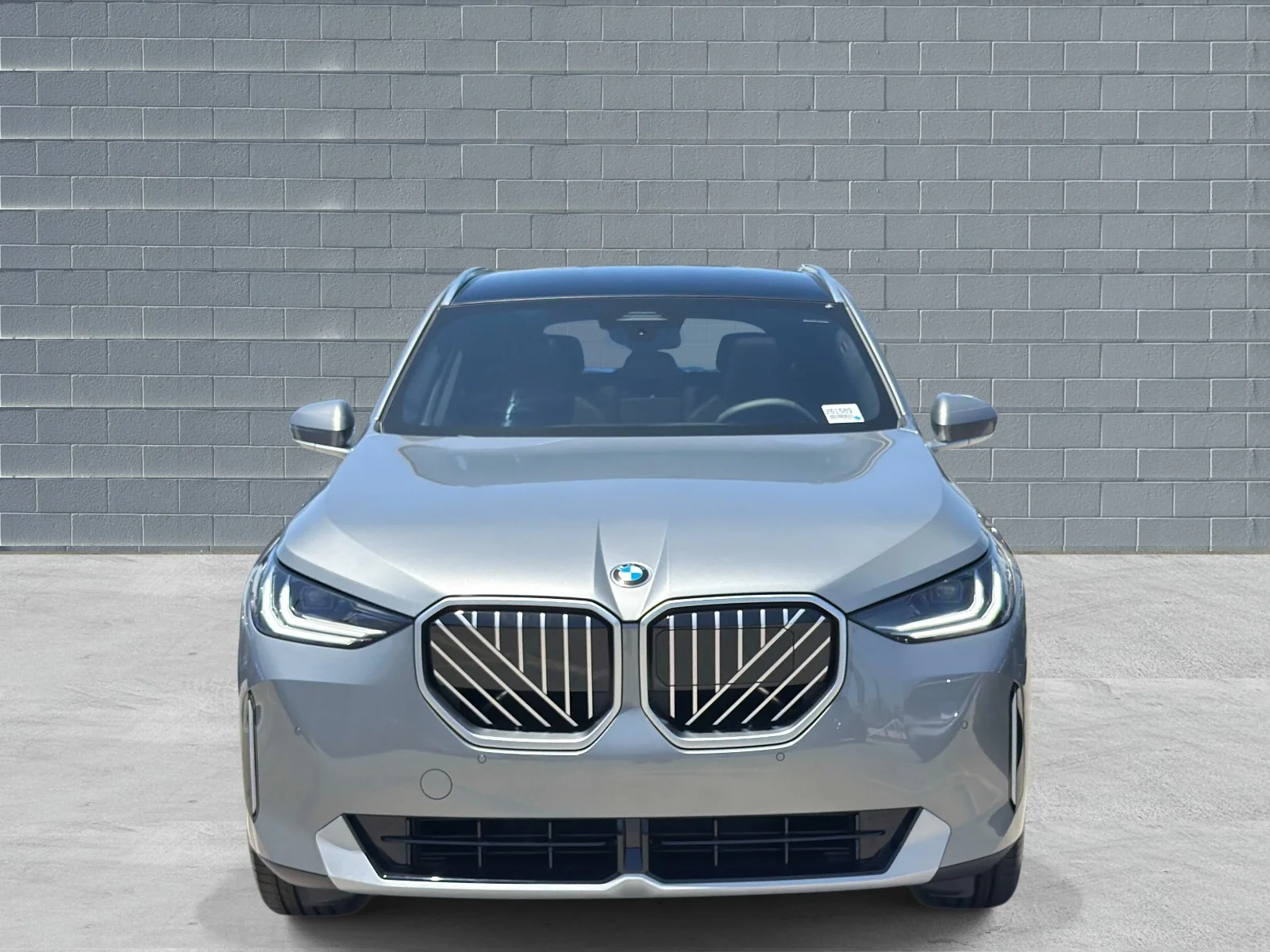 New 2026 Skyscraper Grey Metallic BMW 30 xDrive image 2