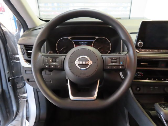 Used 2024 Brilliant Silver Metallic Nissan SV image 8