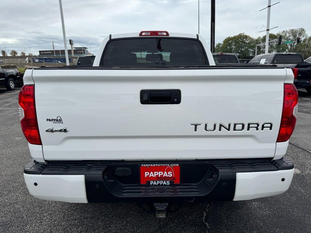 Used 2016  Toyota Platinum image 4