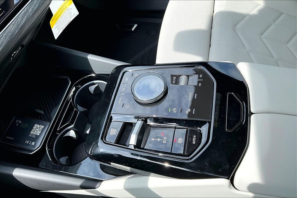 New 2026 Blue BMW 540i xDrive image 19