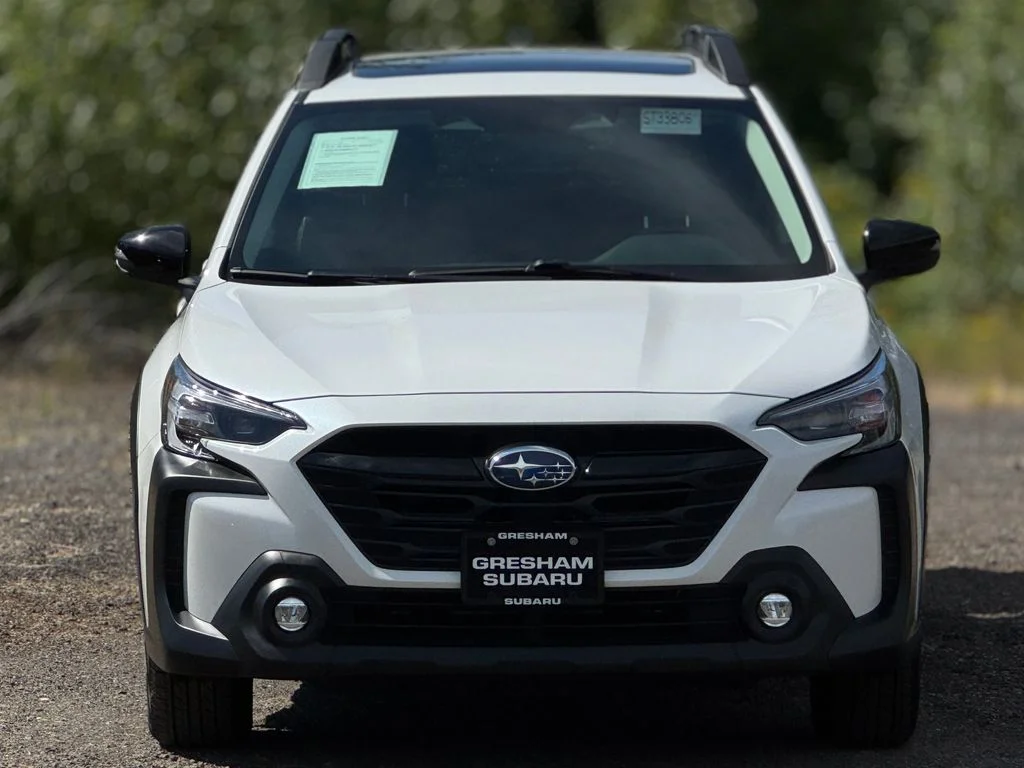 Used 2025 Crystal White Pearl Subaru Onyx Edition XT image 2