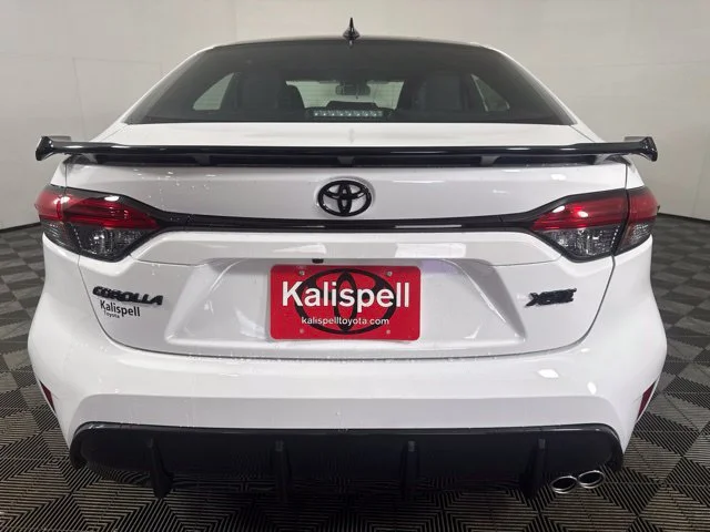 New 2026 Ice Cap with Midnight Black Metallic roof <sup>1</sup> Toyota  XSE image 20