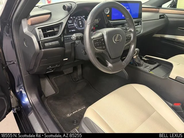 Certified Used 2024  Lexus 350 image 27