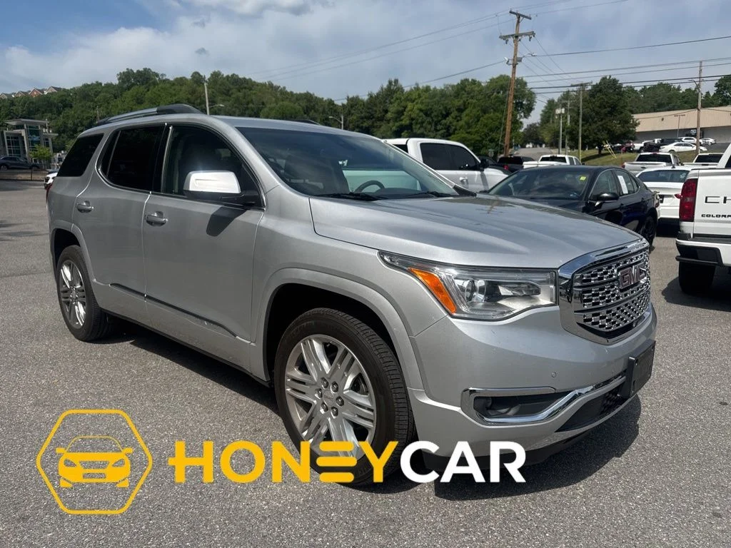 2019 GMC Acadia Denali AWD's photo
