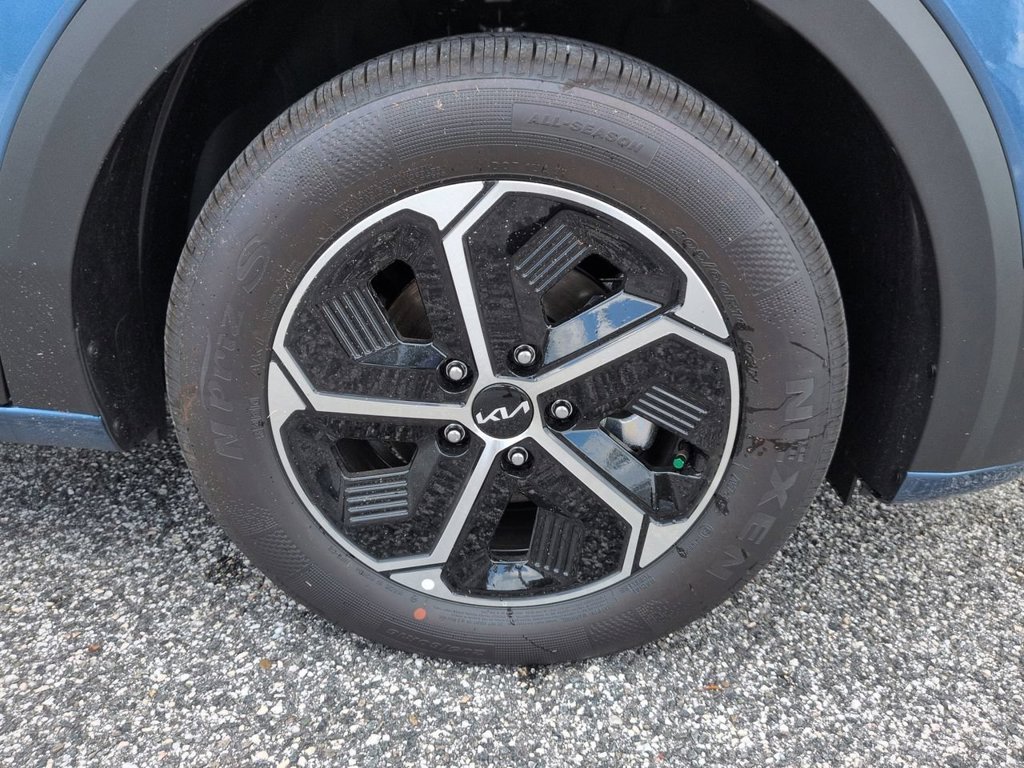 New 2026 Mineral Blue Kia EX image 12