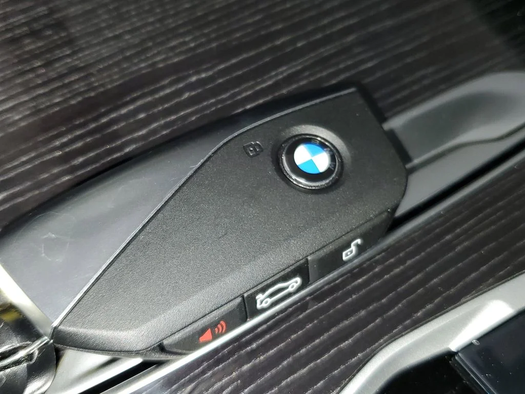 Used 2026 Gray BMW sDrive40i image 26