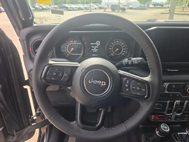 Used 2026 Black Jeep Rubicon image 17