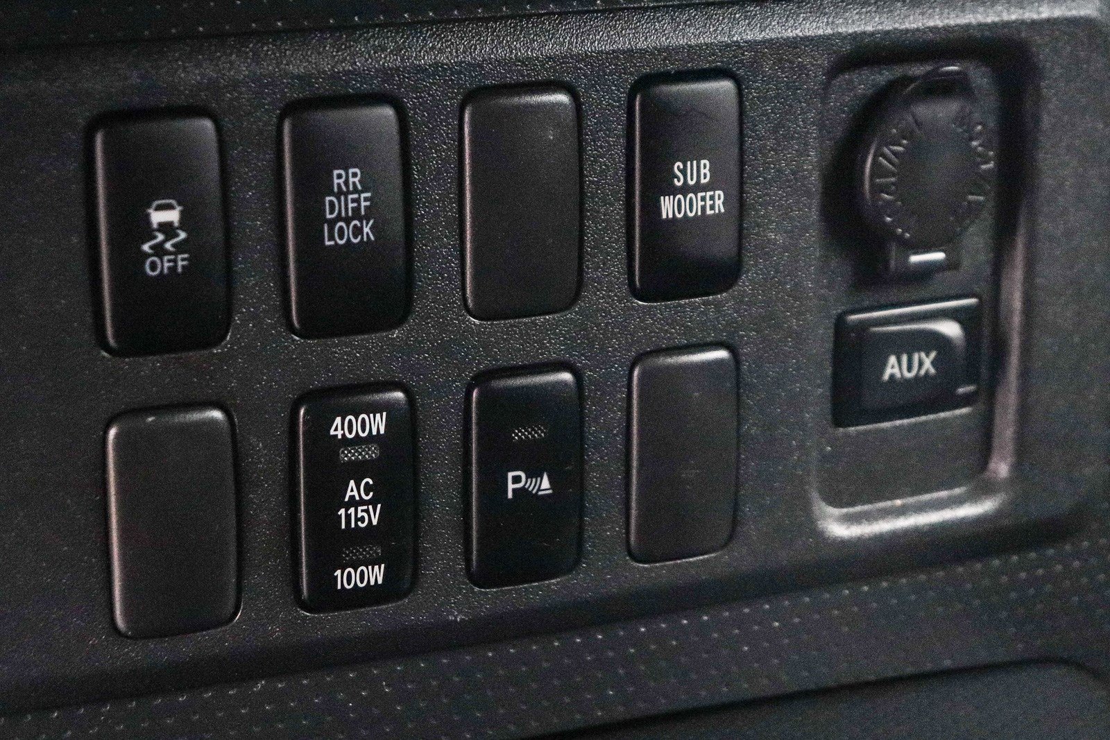 Used 2009 Black Toyota Base image 20