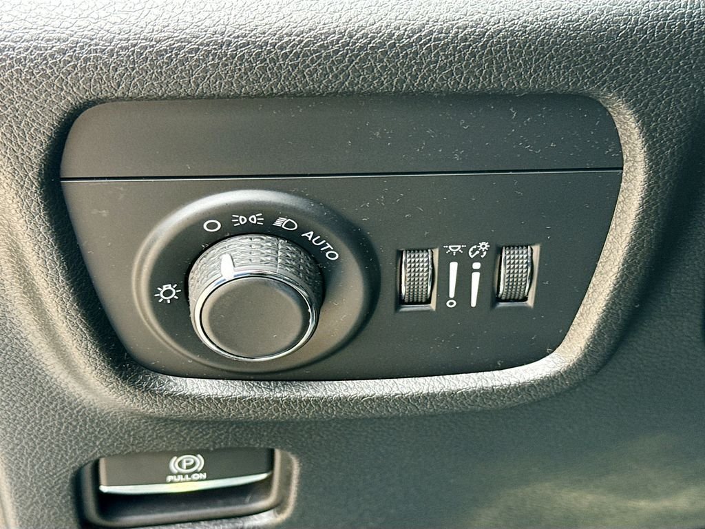 Used 2024 Bright White Clearcoat Jeep Laredo X image 11