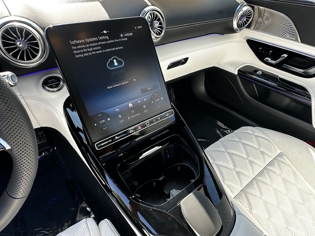 New 2026 MANUFAKTUR Moonlight White Metallic Mercedes-Benz AMG® GT 43 image 58