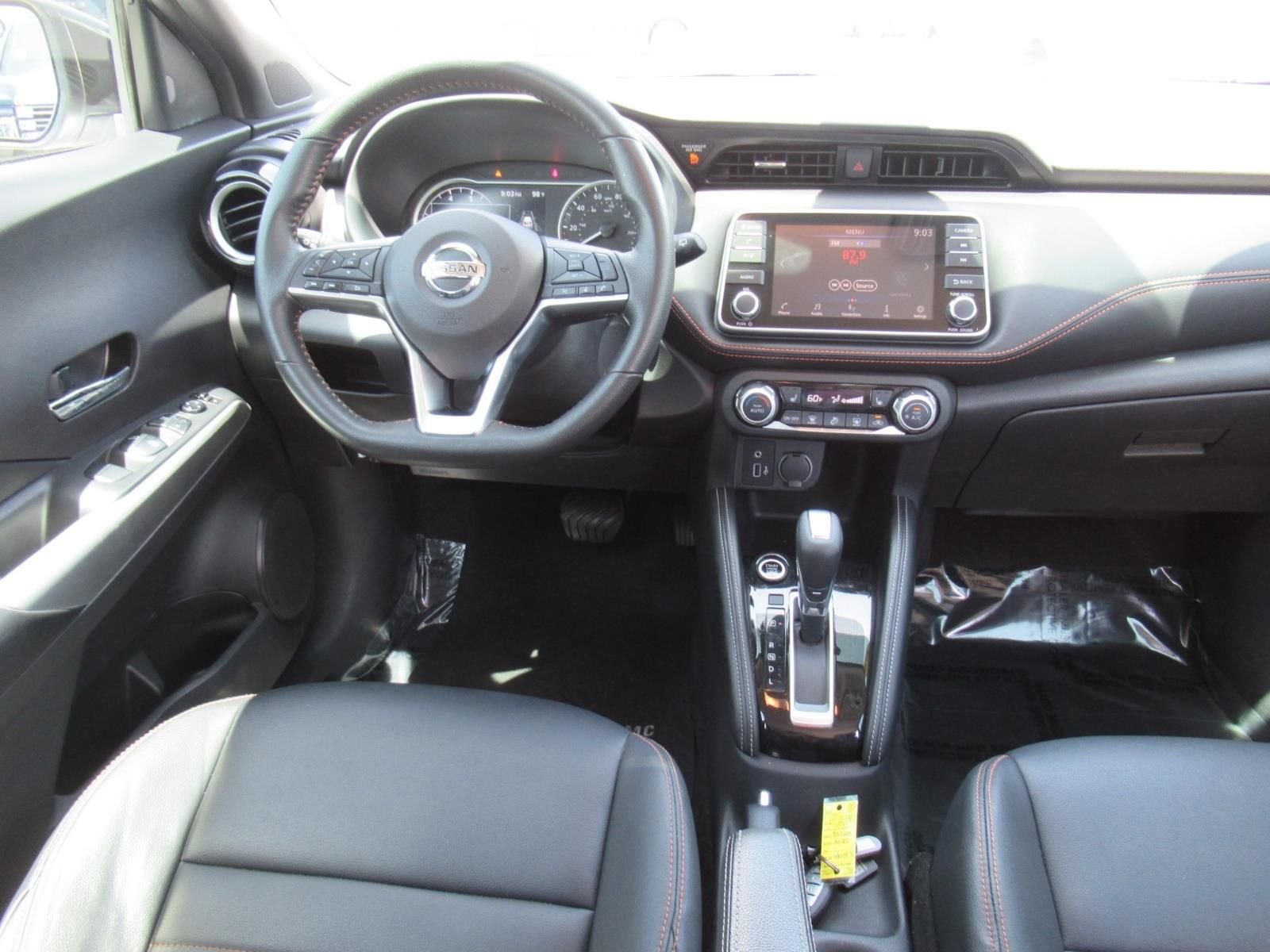Used 2020 White Nissan SR image 14