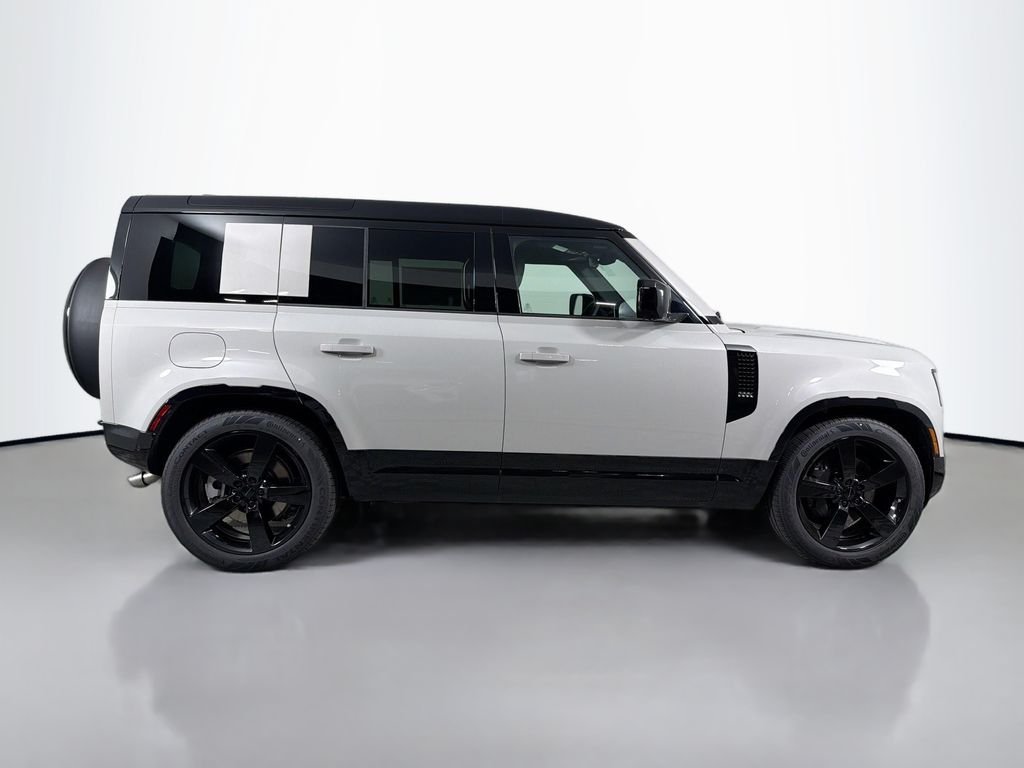 New 2026 Borasco Grey Land Rover X-Dynamic SE image 4