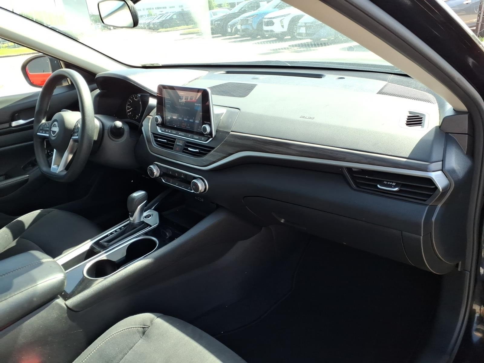 2024 Nissan Altima 2.5 SV Black at Robbins Nissan