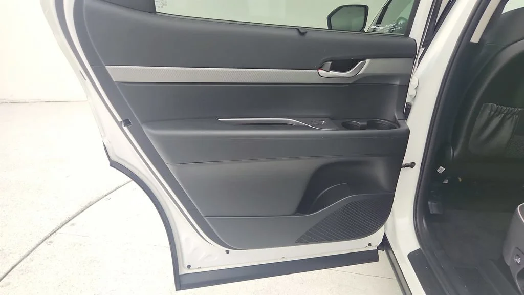 Used 2025 White Hyundai XRT image 28