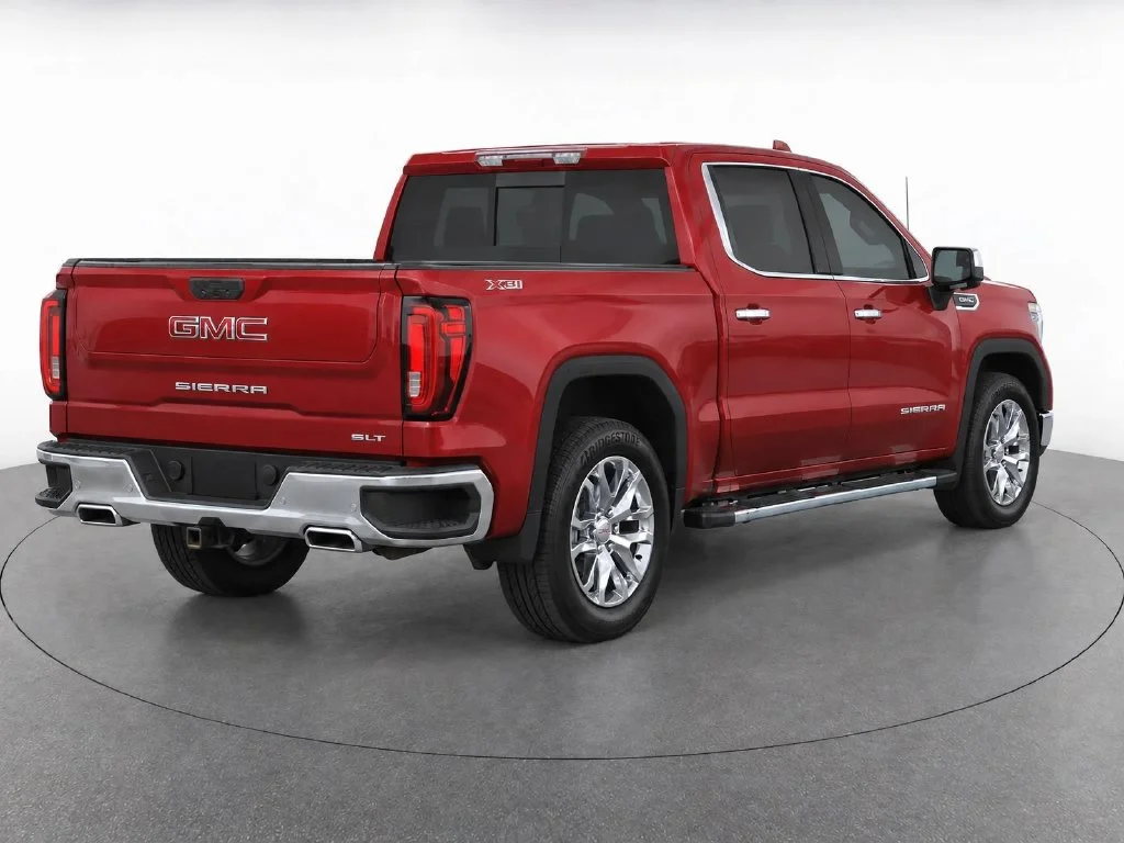 Used 2021 Red GMC SLT image 3