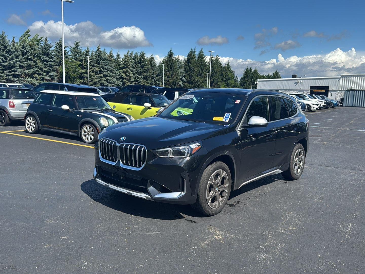 Used 2023 Black Sapphire Metallic BMW xDrive28i image 7