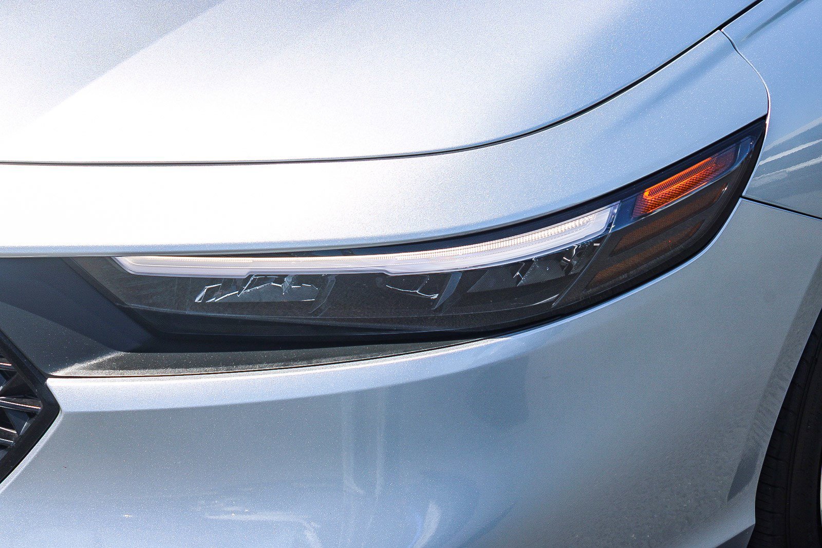 Certified Used 2025 Solar Silver Metallic Honda Sport image 4