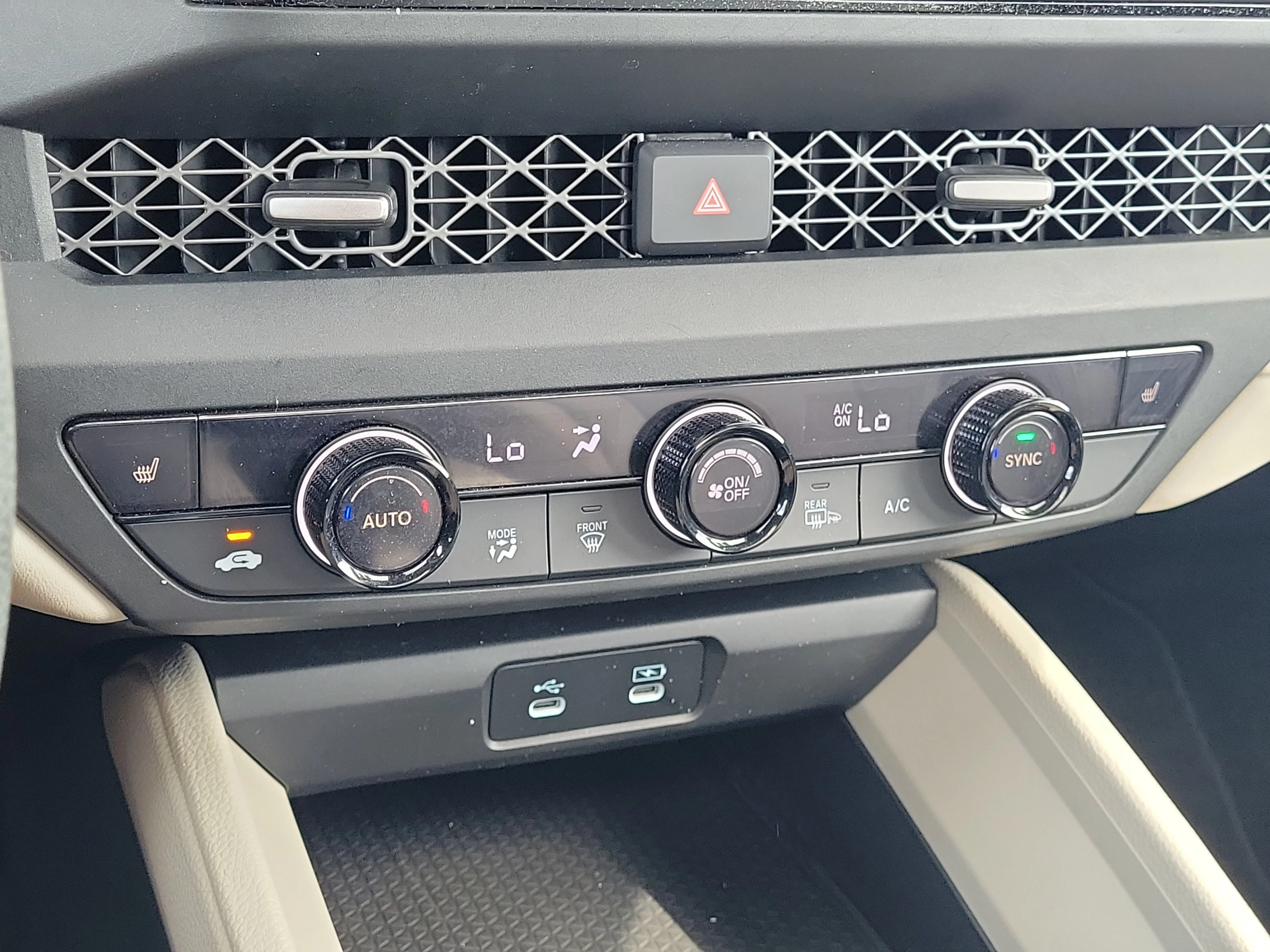 2025 Honda Accord SE - Photo 58